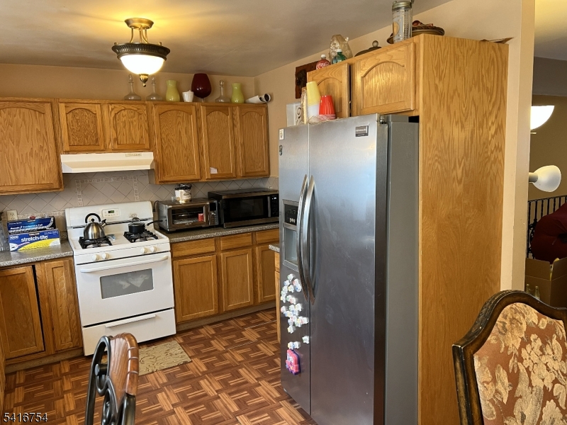 415 Wheatsheaf Rd Property Photo 18