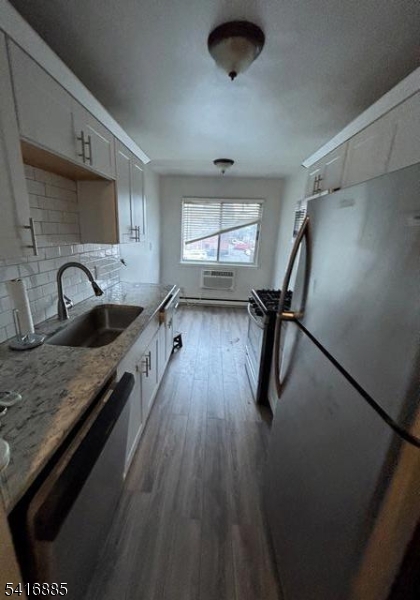 740 Vose Avenue C-5 Property Photo 4