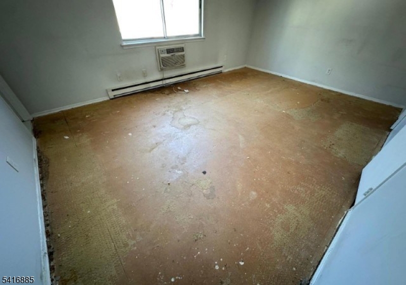 740 Vose Avenue C-5 Property Photo 5