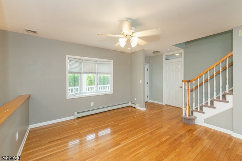 73 Grove St Property Photo 17