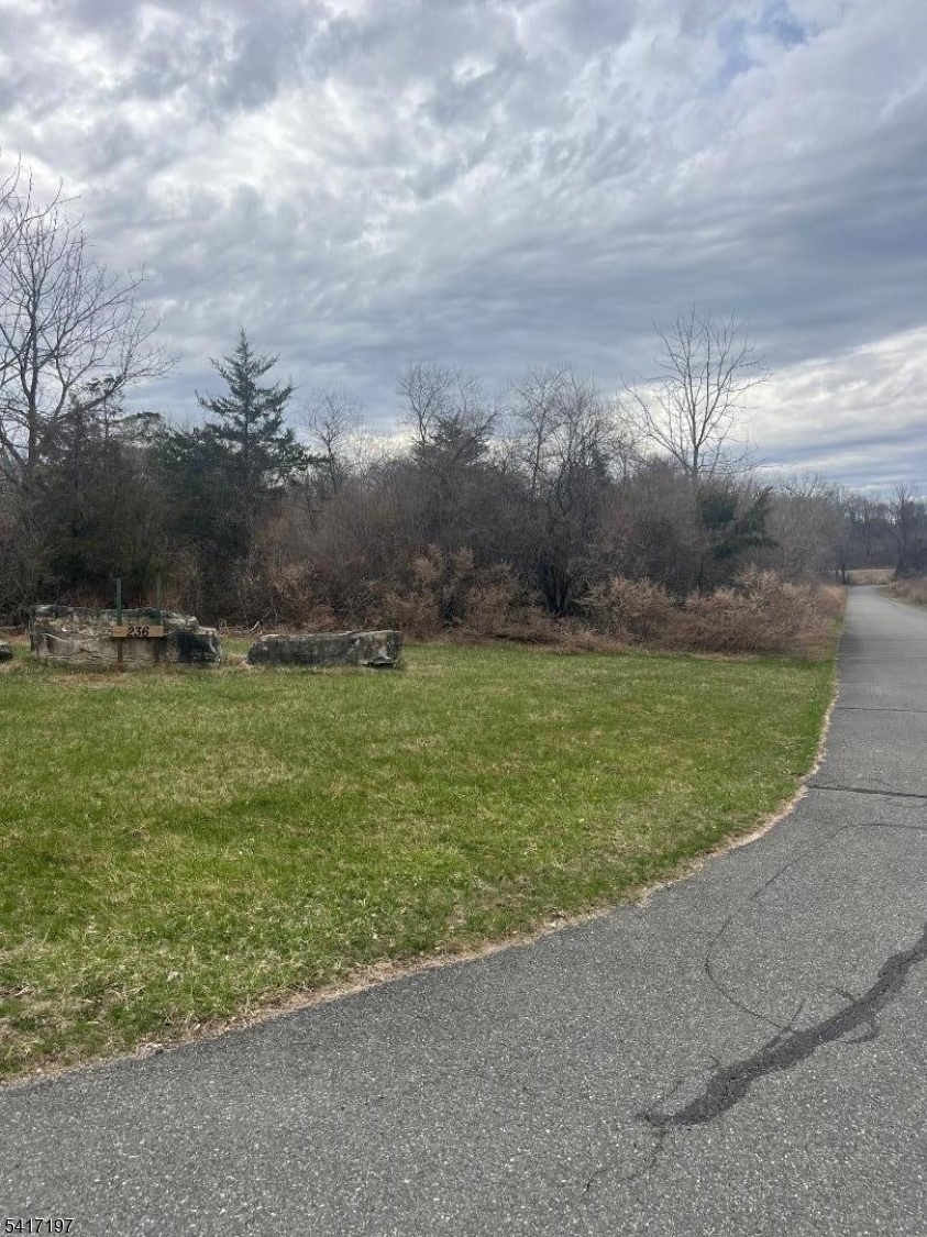 Demarest Rd Property Photo 3