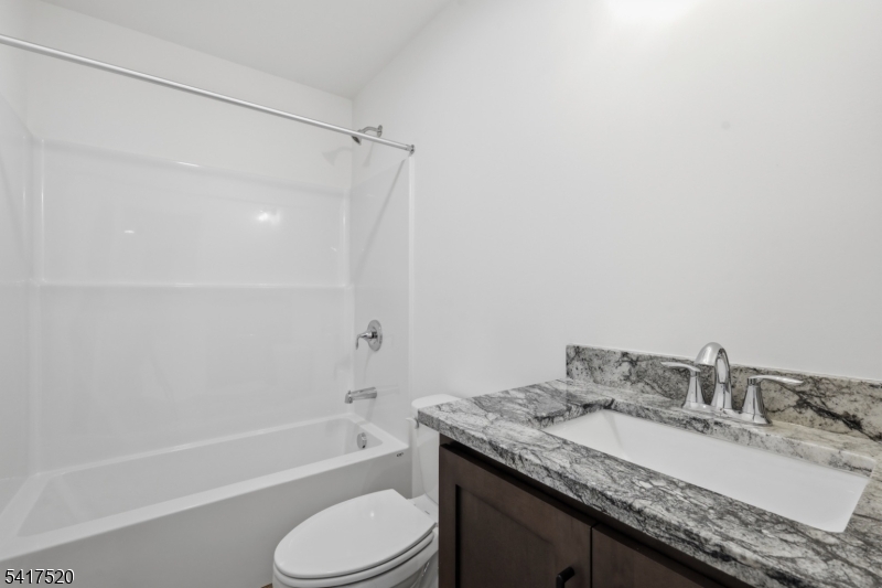 6 Spring Ct Property Photo 17