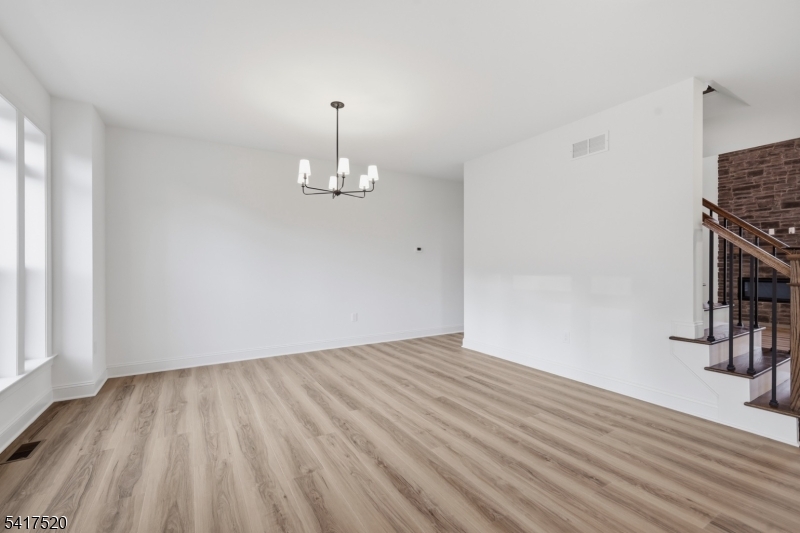 6 Spring Ct Property Photo 40