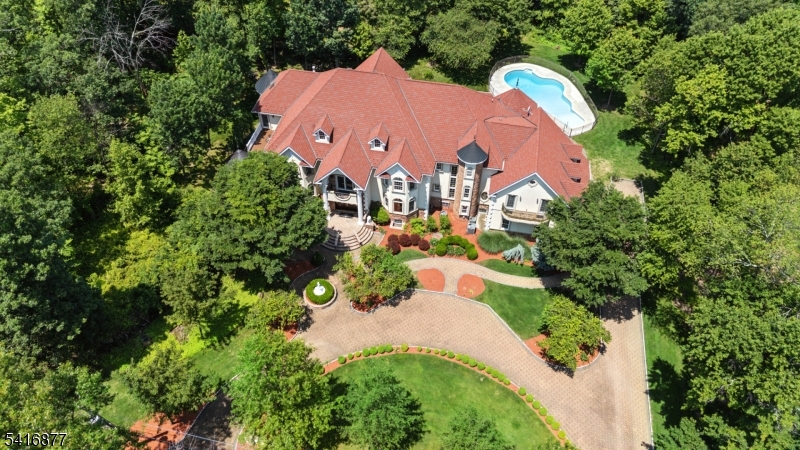 115 Skyline Drive Property Photo 1