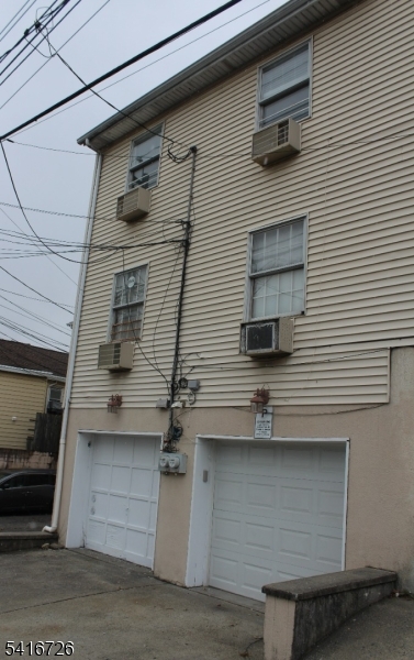 439 Marshall St Property Photo 48