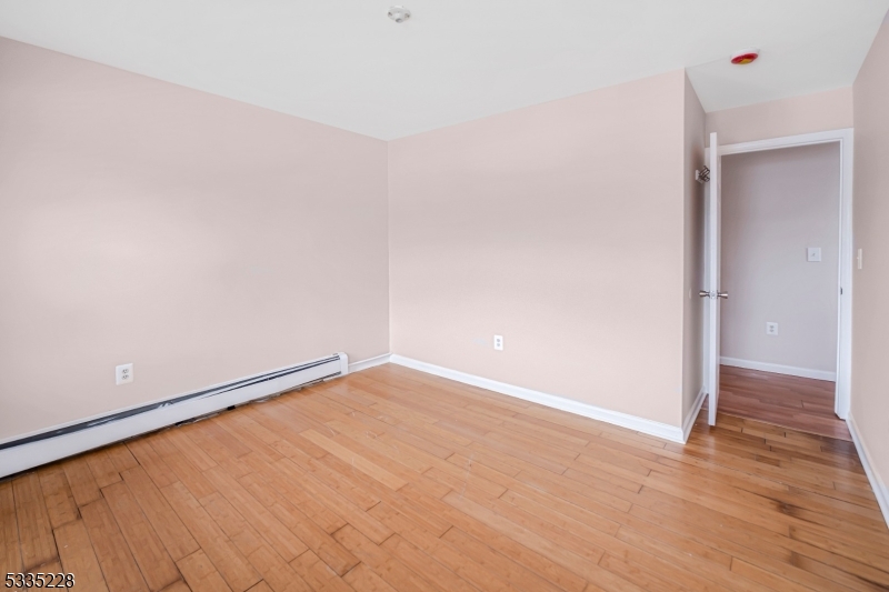 77 Swartswood Rd 1a Property Photo 8