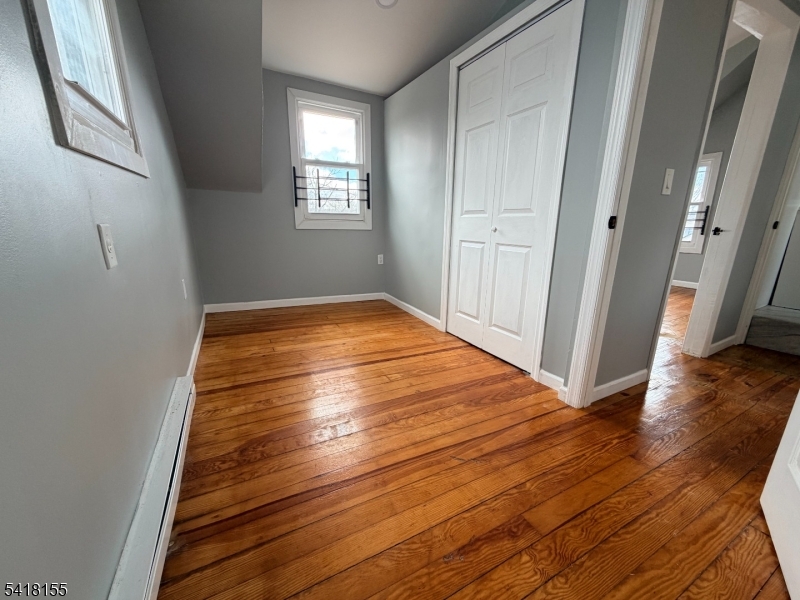 9 Lakeview Ave Property Photo 14