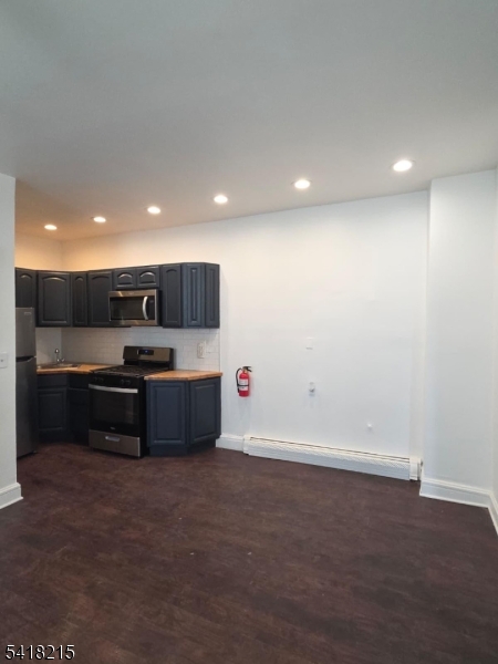 293 Ohio St Property Photo 4
