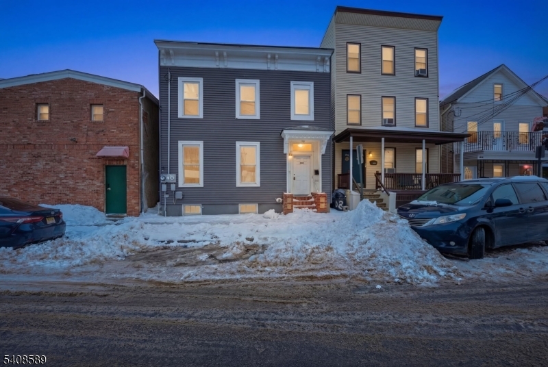 206 Clark Pl Property Photo 15