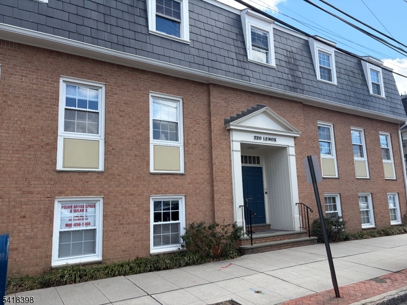 220 Lenox Ave Property Photo 1
