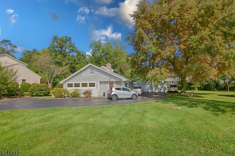 96 Parsippany Rd Property Photo 1