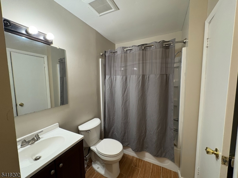 904 Gregorys Way 904 Property Photo 11