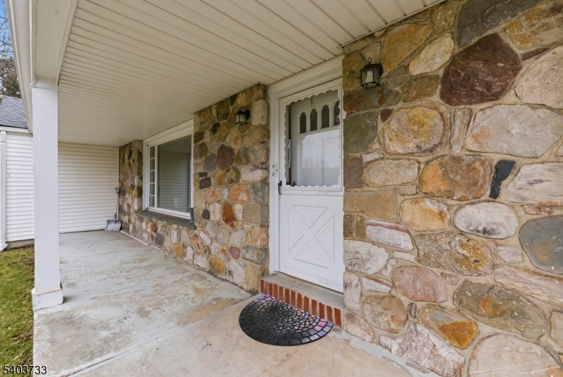 210 State Rt 284 Property Photo 4