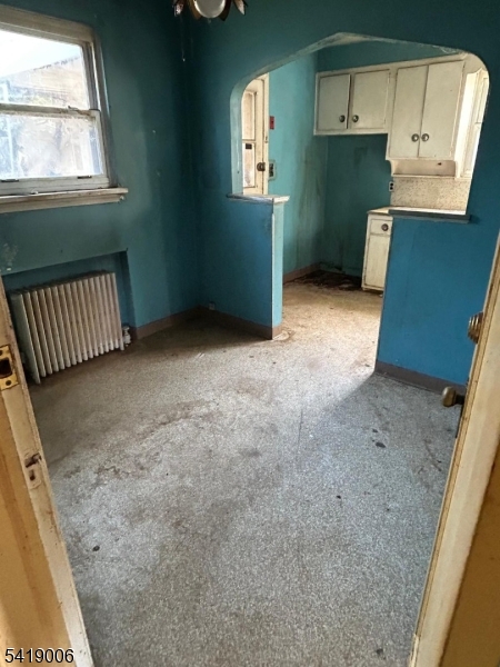 12 Ferry Hts Property Photo 3