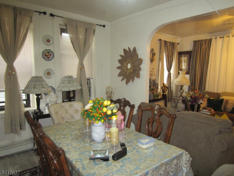 150 Hillside Ter Property Photo 12