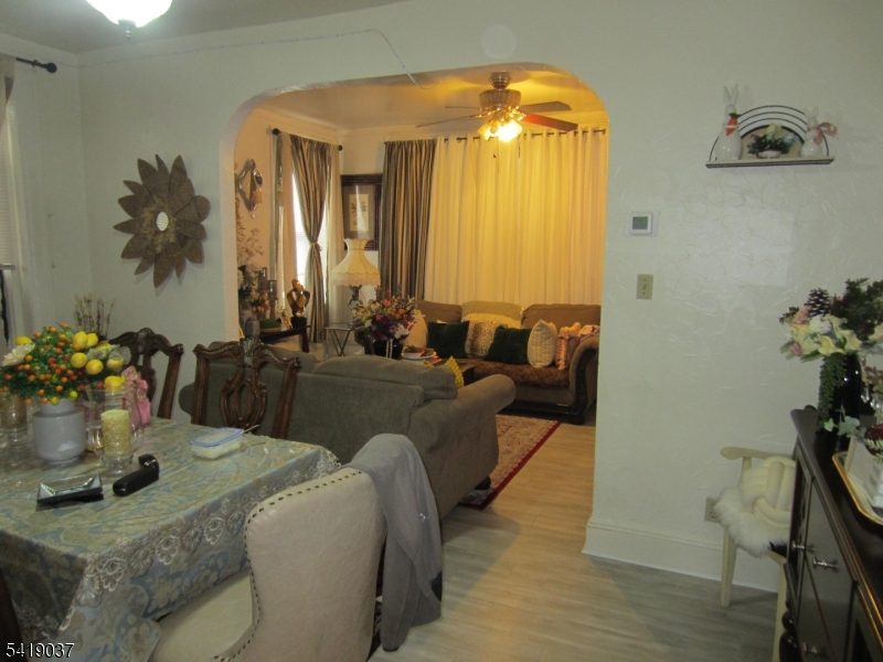 150 Hillside Ter Property Photo 14