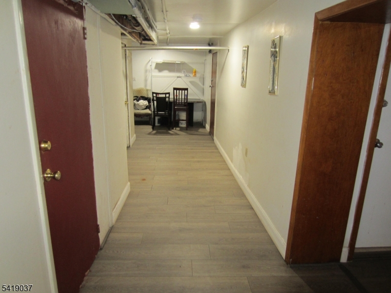 150 Hillside Ter Property Photo 20
