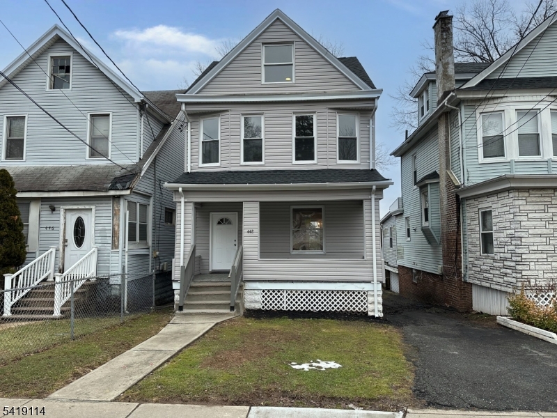 448 Stuyvesant Ave Property Photo 1