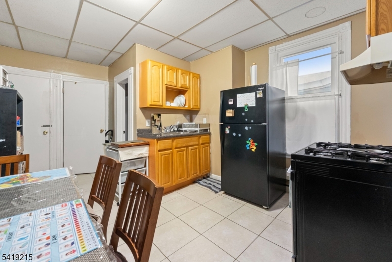 21 Olive St Property Photo 14