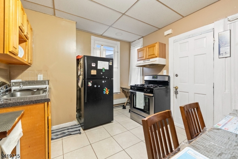 21 Olive St Property Photo 15
