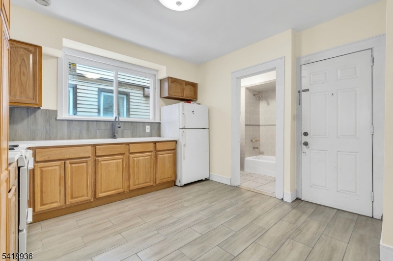 119 Clark Pl Property Photo 11