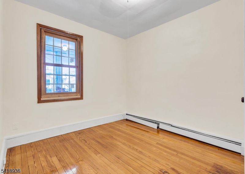 119 Clark Pl Property Photo 16