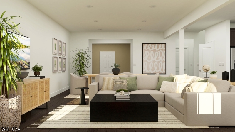 31 Biltmore Ave Property Photo 3