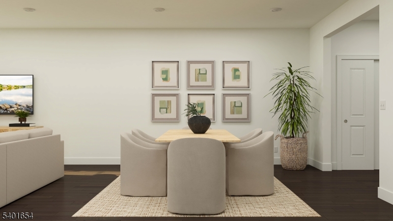 31 Biltmore Ave Property Photo 5