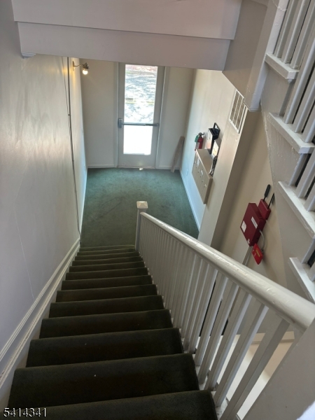 571 Bloomfield Ave Property Photo 6