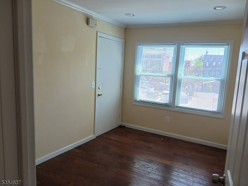 571 Bloomfield Ave Property Photo 10