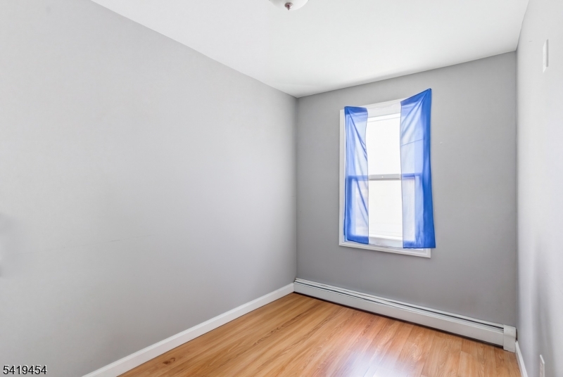 61 Cutler St Property Photo 11