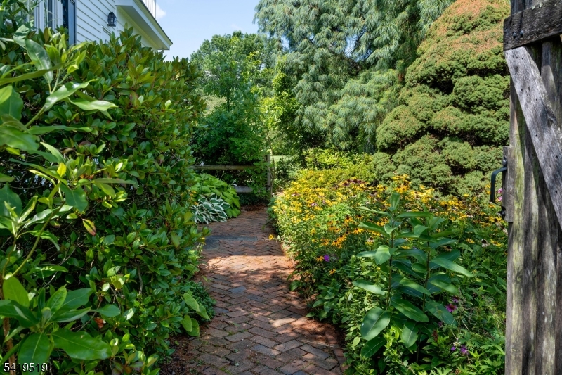 122 Bedens Brook Rd Property Photo 45