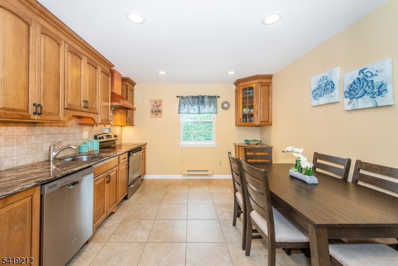 580 Bloomfield Ave 11b Property Photo 4