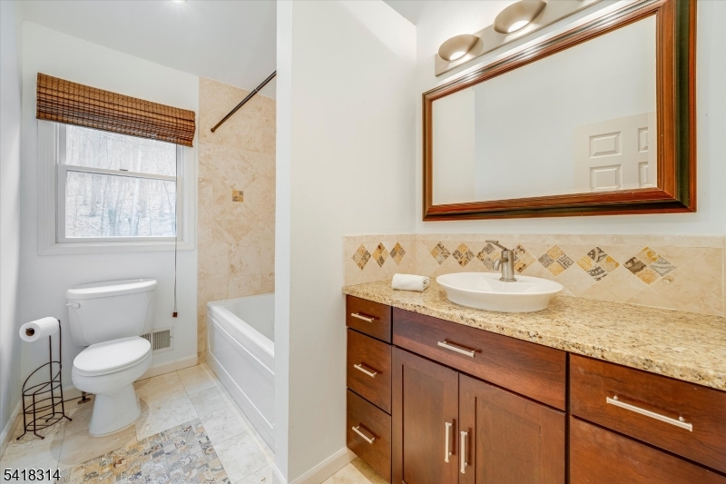 67 Frog Hollow Rd Property Photo 24