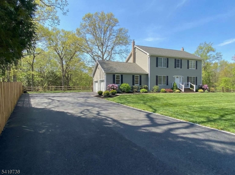 9 Old Traveled Way Property Photo 1