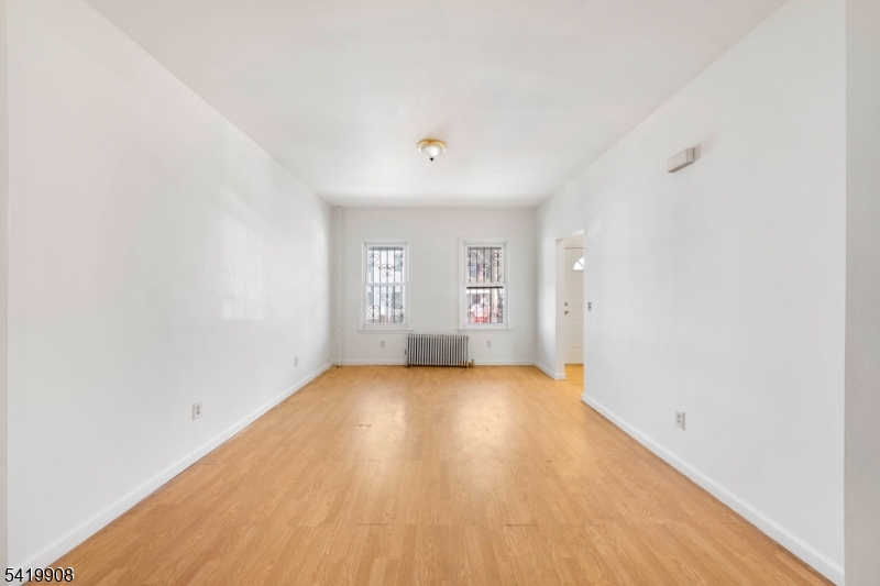 838 Rebecca Pl Property Photo 3