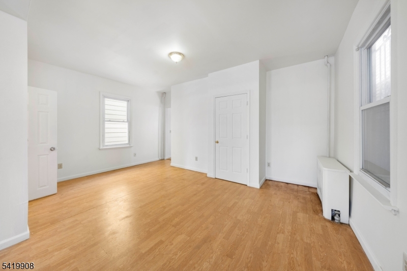 838 Rebecca Pl Property Photo 4