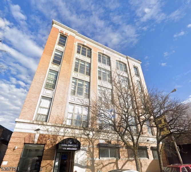 175 Broadway 205 Property Photo 1
