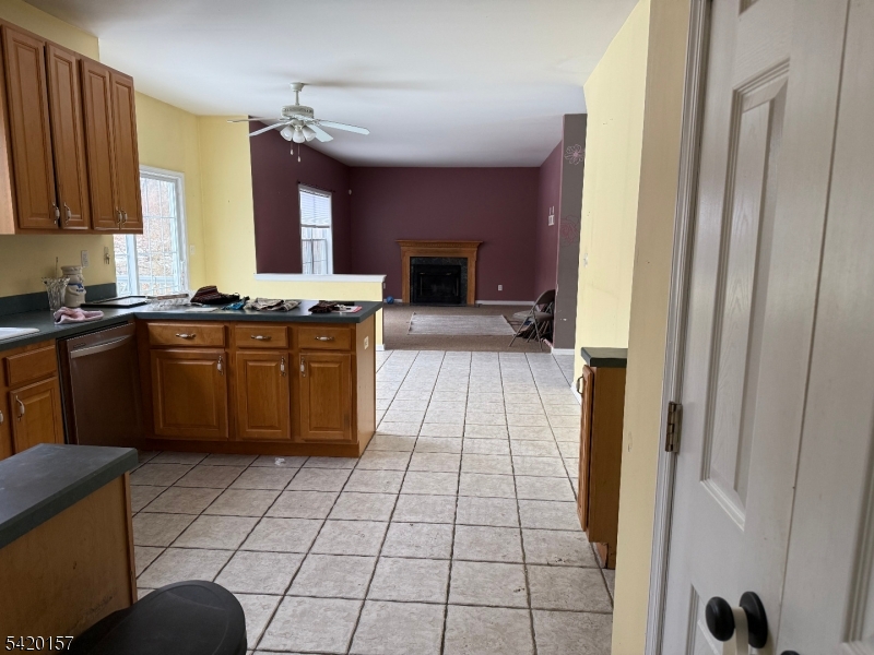 39 Canterbury Ln Property Photo 23
