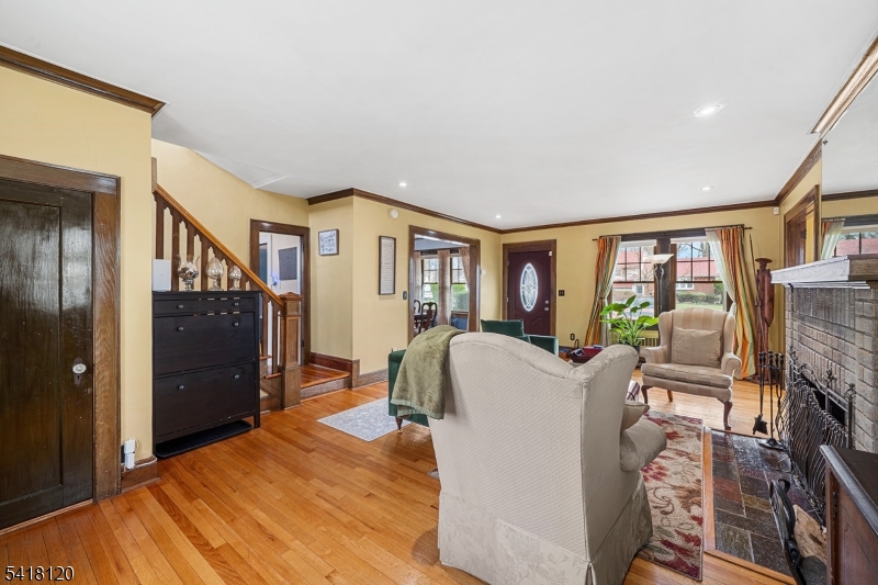 682 Stelle Ave Property Photo 7