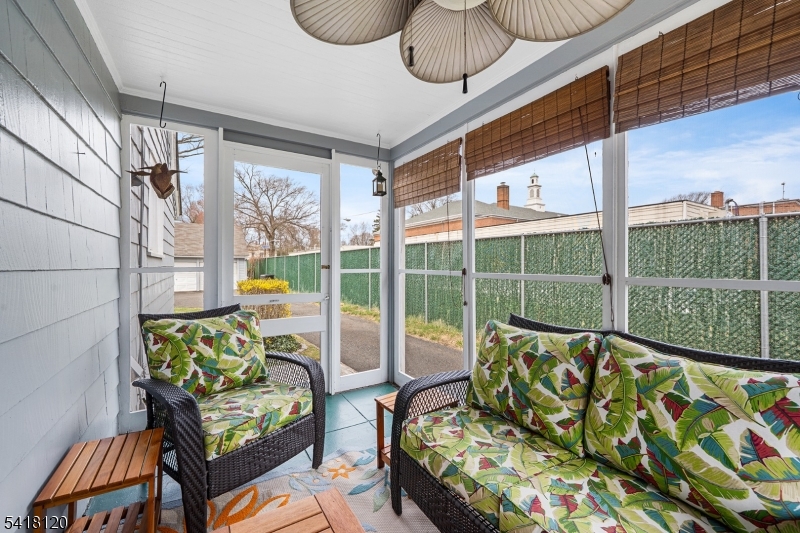 682 Stelle Ave Property Photo 13