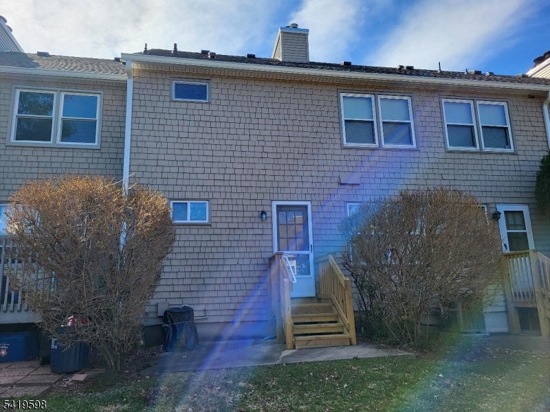33 Hancock Ct Property Photo 10