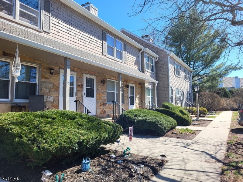 33 Hancock Ct Property Photo 12
