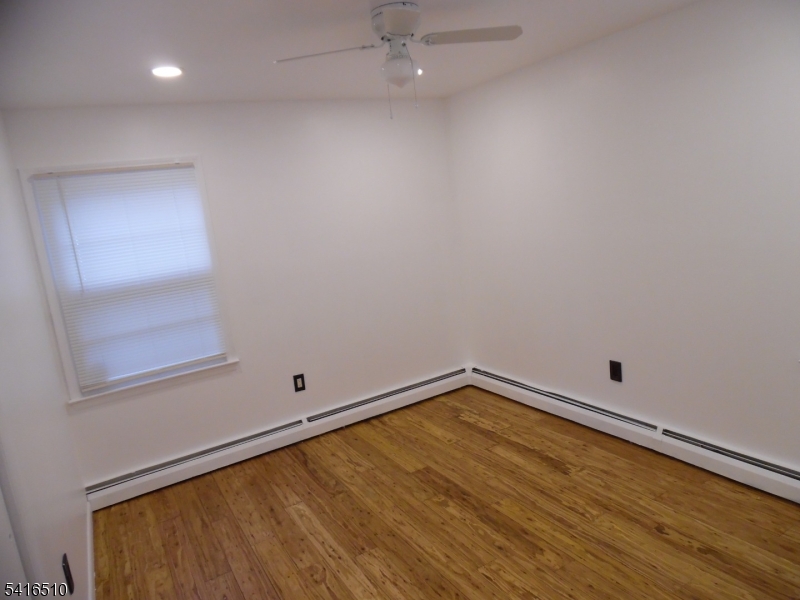 244 Manalapan Rd Property Photo 10