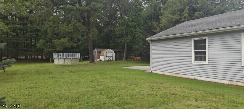 244 Manalapan Rd Property Photo 17