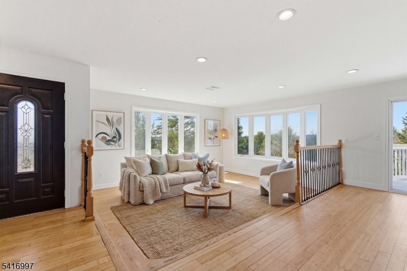 2 Rossi Dr Property Photo 11