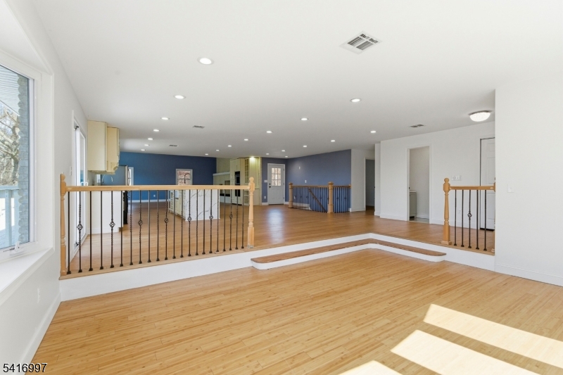 2 Rossi Dr Property Photo 12