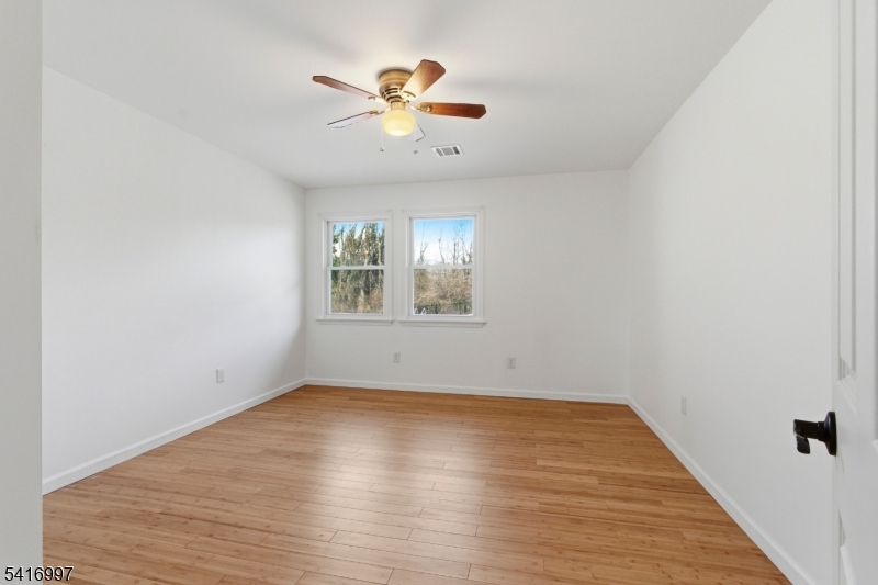 2 Rossi Dr Property Photo 23