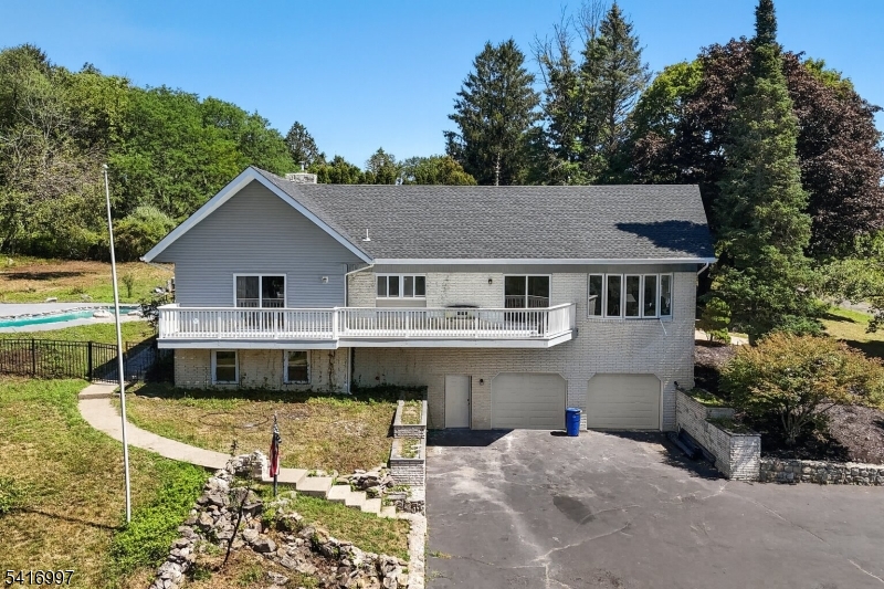 2 Rossi Dr Property Photo 33