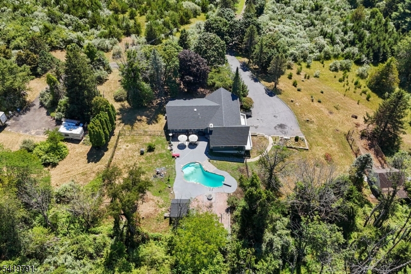 2 Rossi Dr Property Photo 41